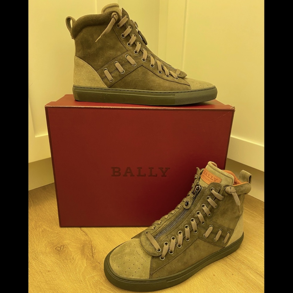 Bally Mens Dark Grey Suede Calf Zip up Lace Boot